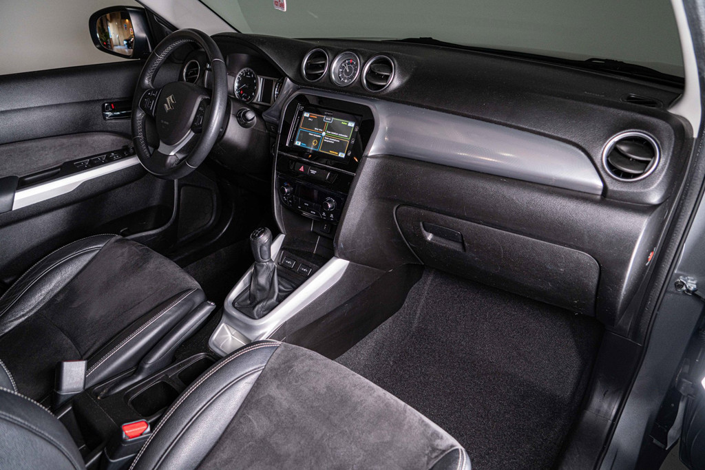 Suzuki Vitara 1.6 High Executive 54971560-33.jpg | Autobedrijf van Geel