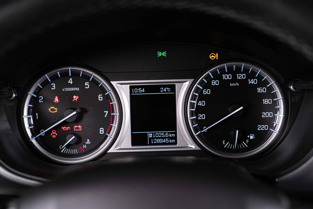 Suzuki Vitara 1.6 High Executive 54971560-40.jpg | Autobedrijf van Geel