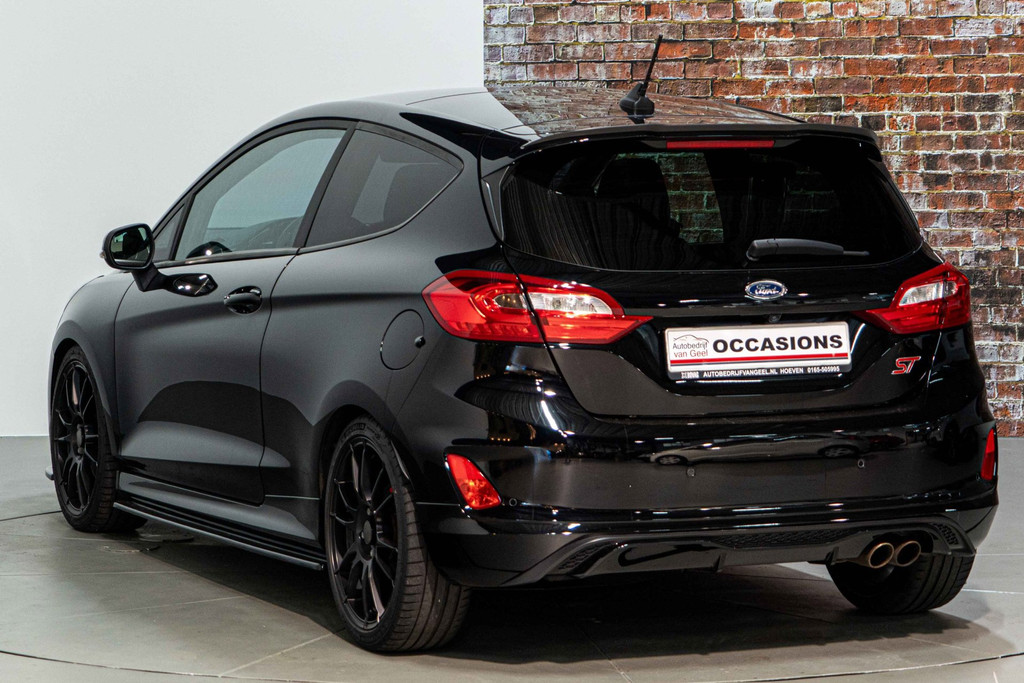 Ford Fiesta 1.5 EcoBoost ST-3 | B&O | Cruise Control | Pano | Winterpack 54972288-14.jpg | Autobedrijf van Geel