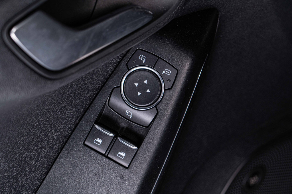 Ford Fiesta 1.5 EcoBoost ST-3 | B&O | Cruise Control | Pano | Winterpack 54972288-27.jpg | Autobedrijf van Geel