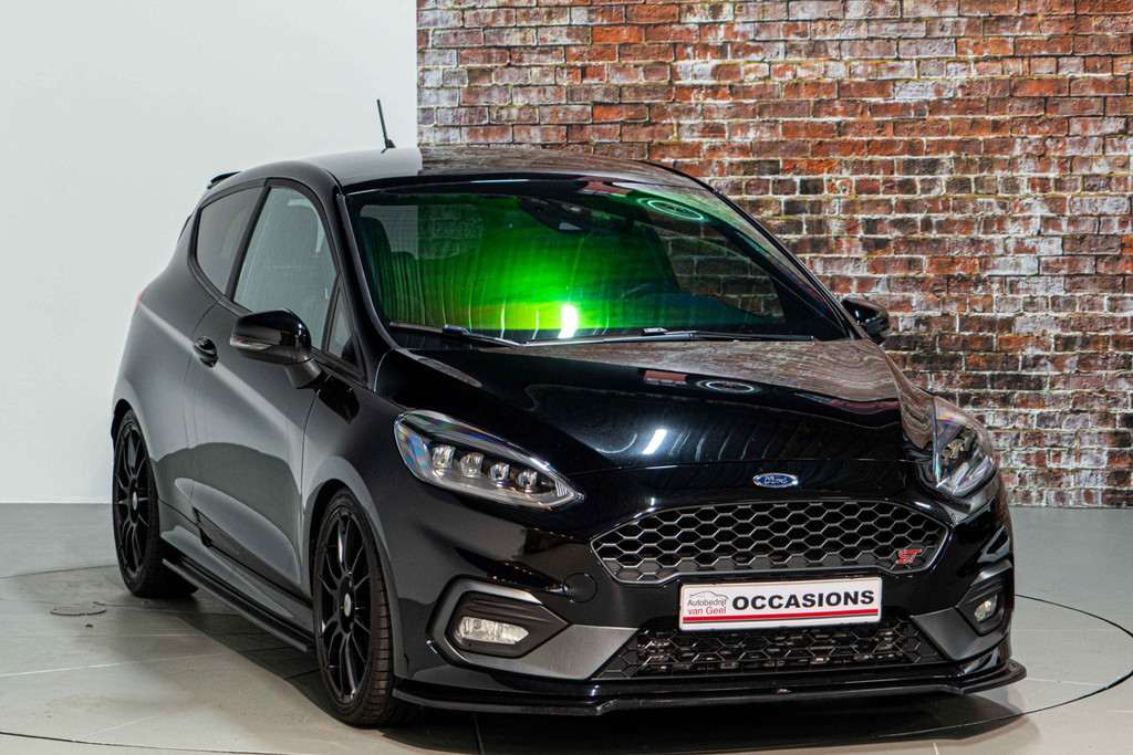 Ford Fiesta 1.5 EcoBoost ST-3 | B&O | Cruise Control | Pano | Winterpack 54972288-4.jpg | Autobedrijf van Geel