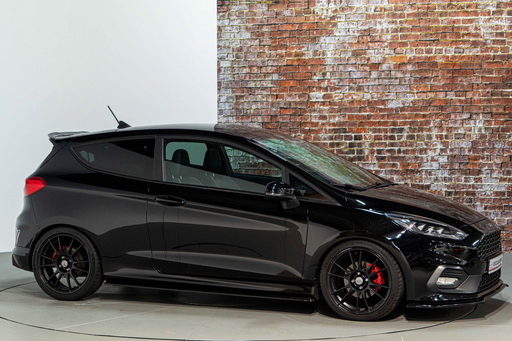 Ford Fiesta 1.5 EcoBoost ST-3 | B&O | Cruise Control | Pano | Winterpack 54972288-6.jpg | Autobedrijf van Geel