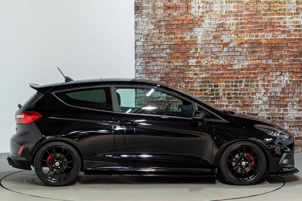 Ford Fiesta 1.5 EcoBoost ST-3 | B&O | Cruise Control | Pano | Winterpack 54972288-7.jpg | Autobedrijf van Geel