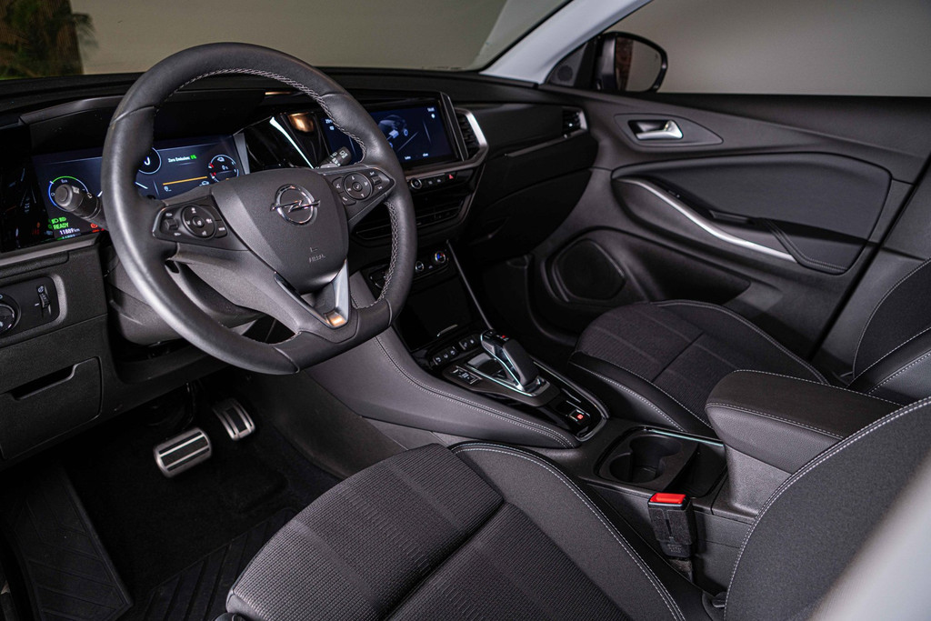 Opel Grandland 1.6 Turbo Plug-In Hybrid Business Elegance 55835144-26.jpg | Autobedrijf van Geel