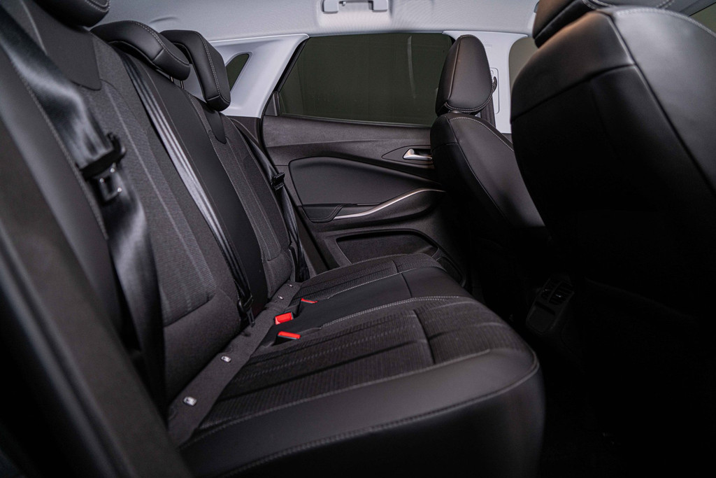 Opel Grandland 1.6 Turbo Plug-In Hybrid Business Elegance 55835144-33.jpg | Autobedrijf van Geel