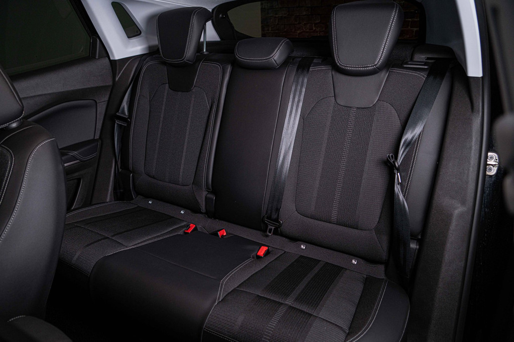 Opel Grandland 1.6 Turbo Plug-In Hybrid Business Elegance 55835144-34.jpg | Autobedrijf van Geel