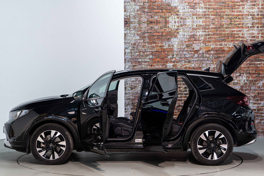 Opel Grandland 1.6 Turbo Plug-In Hybrid Business Elegance 55835144-9.jpg | Autobedrijf van Geel