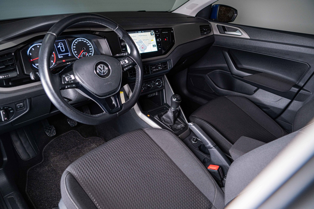 Volkswagen Polo 1.0 TSI Comfortline | Achteruitrij camera | Navi 56096963-2.jpg | Autobedrijf van Geel