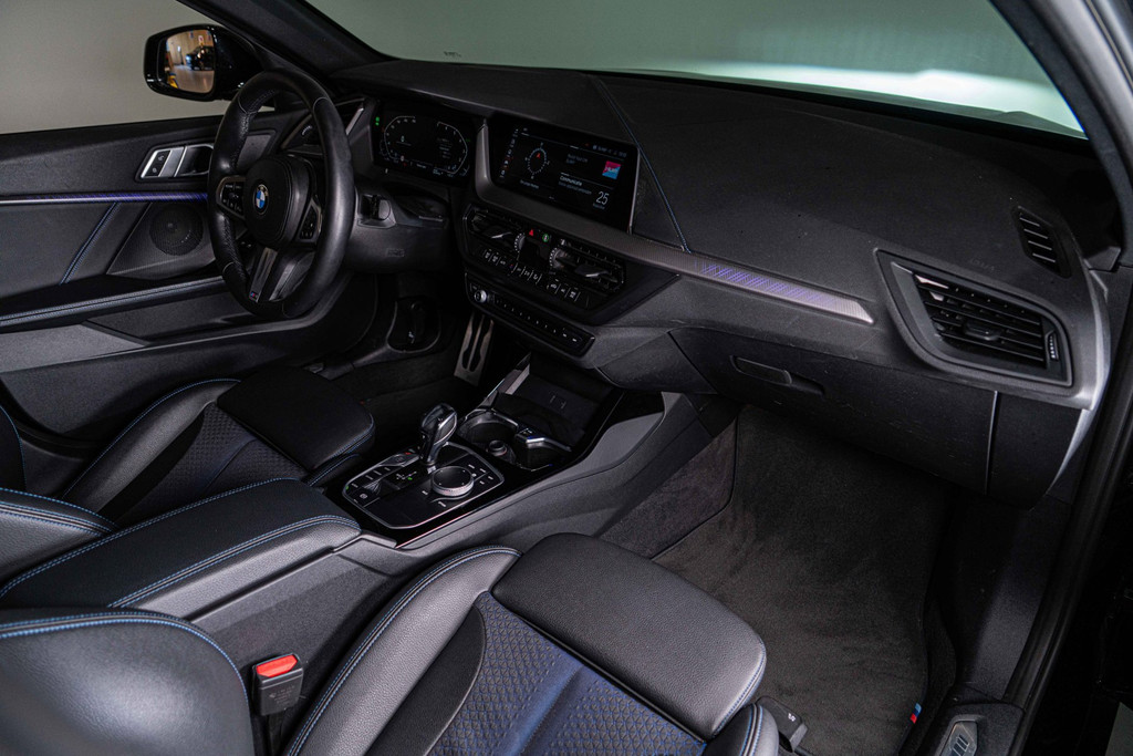 BMW 1-serie 118i High Executive | M Sport | Cruise Control | Achteruitrijcamera | LED 56154316-36.jpg | Autobedrijf van Geel