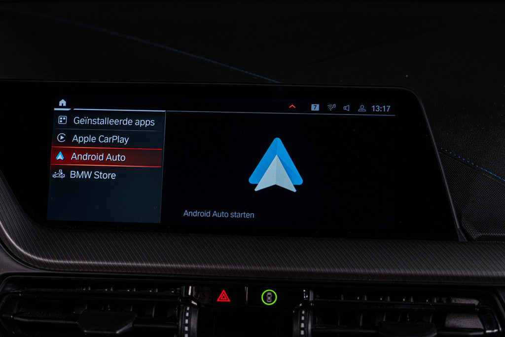 BMW 1-serie 118i High Executive | M Sport | Cruise Control | Achteruitrijcamera | LED 56154316-50.jpg | Autobedrijf van Geel