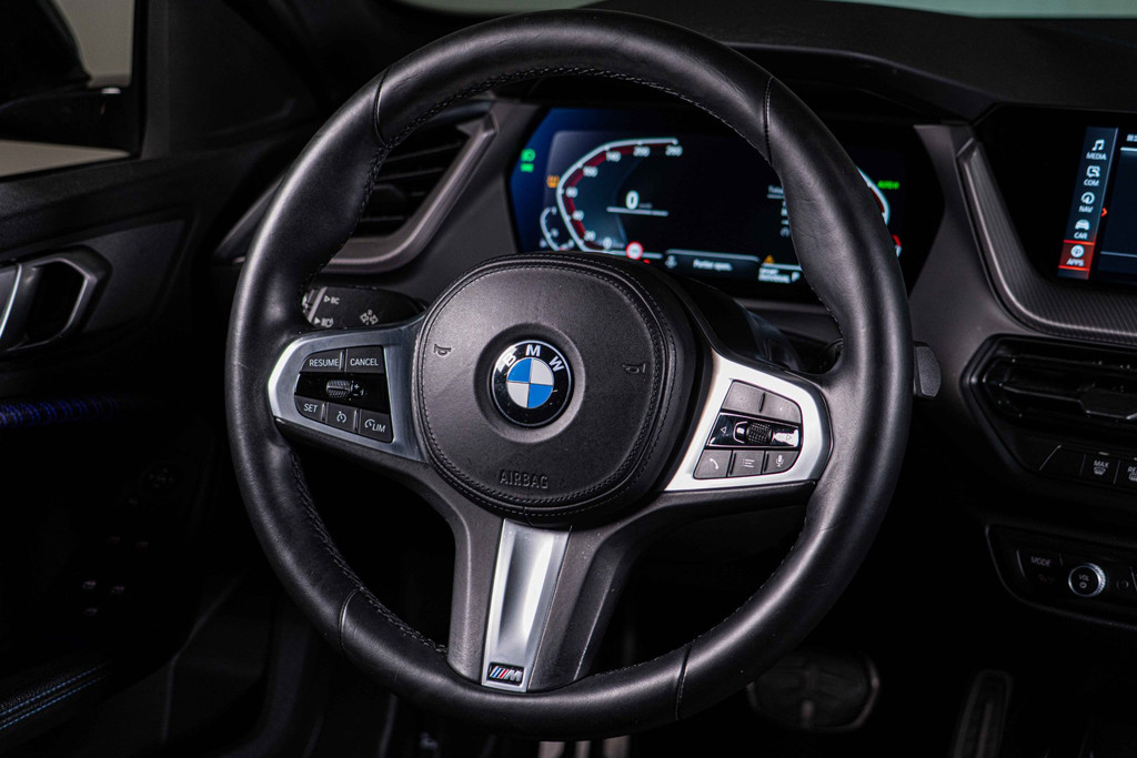 BMW 1-serie 118i High Executive | M Sport | Cruise Control | Achteruitrijcamera | LED 56154316-55.jpg | Autobedrijf van Geel