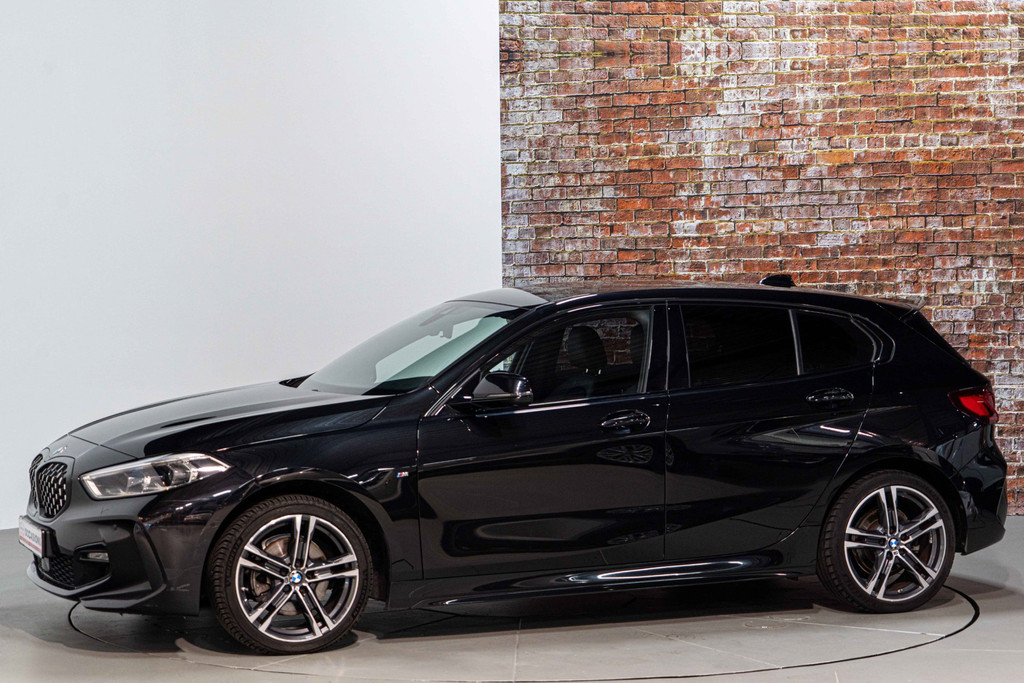 BMW 1-serie 118i High Executive | M Sport | Cruise Control | Achteruitrijcamera | LED 56154316-6.jpg | Autobedrijf van Geel