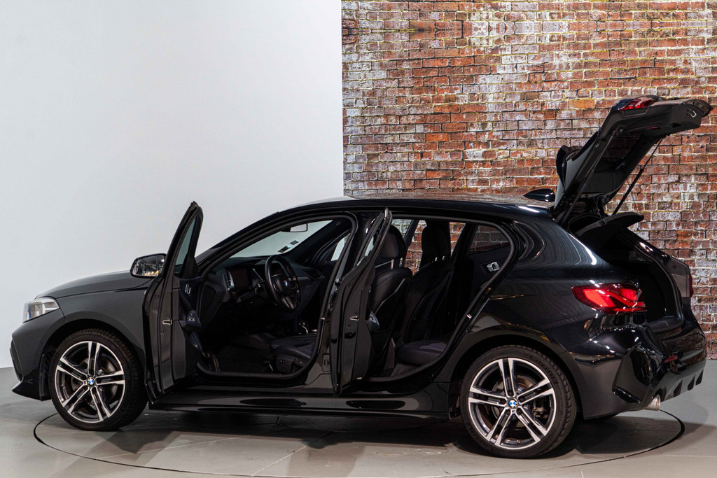 BMW 1-serie 118i High Executive | M Sport | Cruise Control | Achteruitrijcamera | LED 56154316-9.jpg | Autobedrijf van Geel