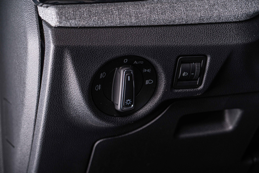 Škoda Kamiq 1.0 TSI Selection 56155155-27.jpg | Autobedrijf van Geel