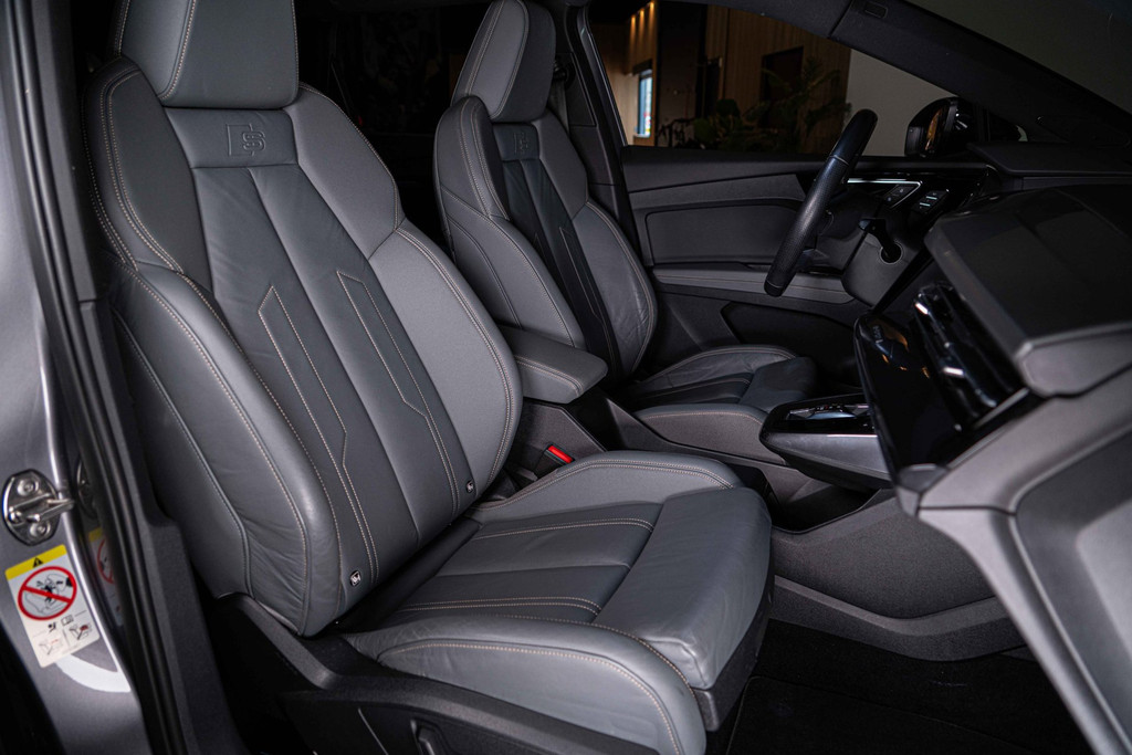 Audi Q4 e-tron 35 Launch edition S Competition 55 kWh | Panoramadak | Adaptive Cruise Control | LM 56191178-19.jpg | Autobedrijf van Geel