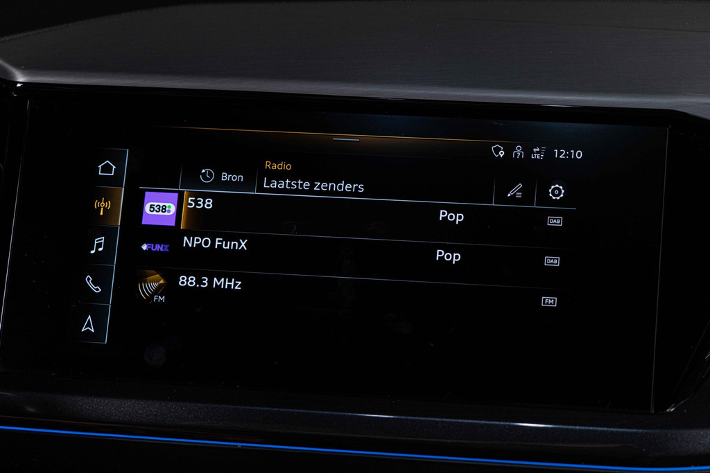 Audi Q4 e-tron 35 Launch edition S Competition 55 kWh | Panoramadak | Adaptive Cruise Control | LM 56191178-30.jpg | Autobedrijf van Geel
