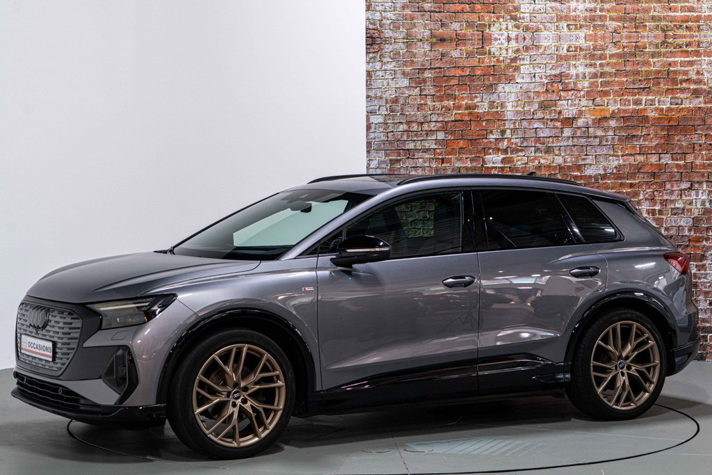 Audi Q4 e-tron 35 Launch edition S Competition 55 kWh | Panoramadak | Adaptive Cruise Control | LM 56191178-6.jpg | Autobedrijf van Geel