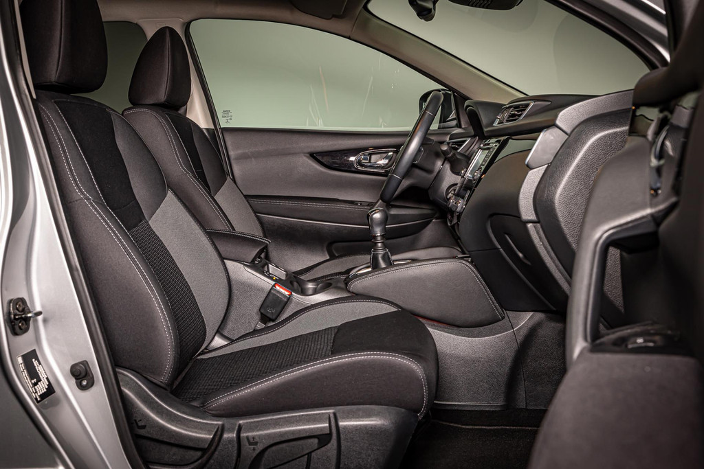 Nissan QASHQAI 1.2 Acenta I Navigatie I Cruise controle I Rijklaarprijs 56302315-19.jpg | Autobedrijf van Geel