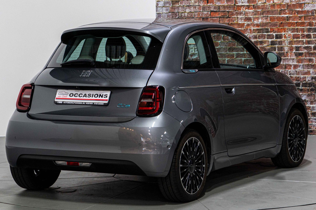 Fiat 500 La Prima 42 kWh I Apple carplay I Achteruitrij camera 56581054-1.jpg | Autobedrijf van Geel