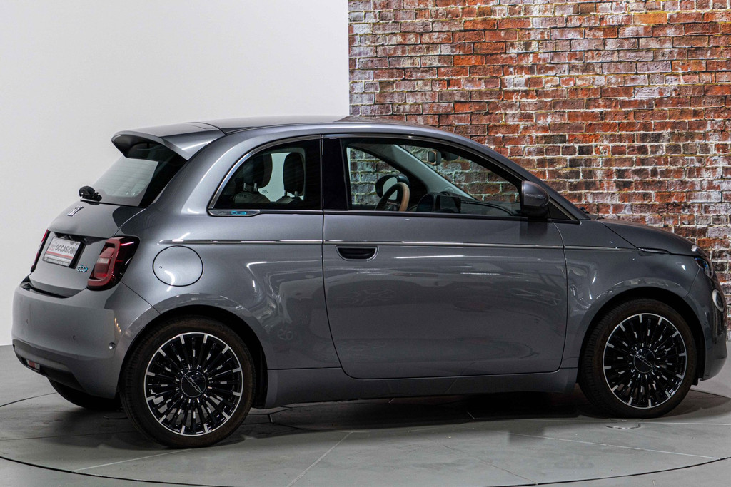 Fiat 500 La Prima 42 kWh I Apple carplay I Achteruitrij camera 56581054-12.jpg | Autobedrijf van Geel