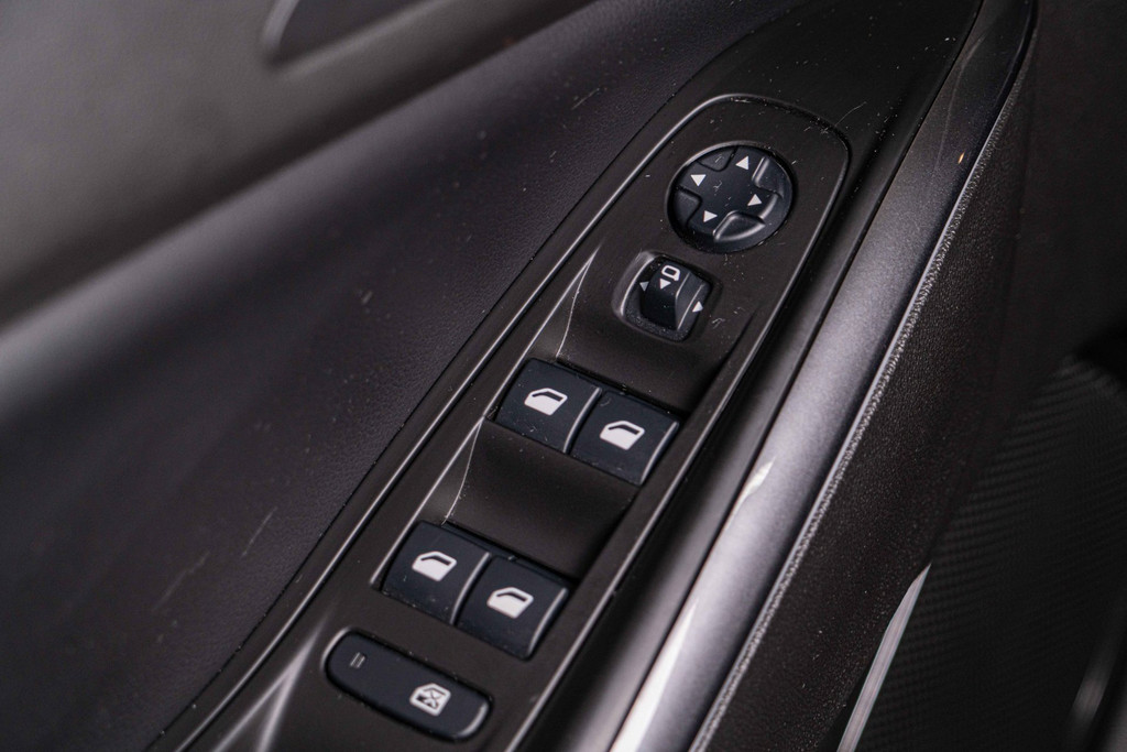 Opel Grandland 1.6 Turbo Plug-In Hybrid Business Elegance 56612875-23.jpg | Autobedrijf van Geel