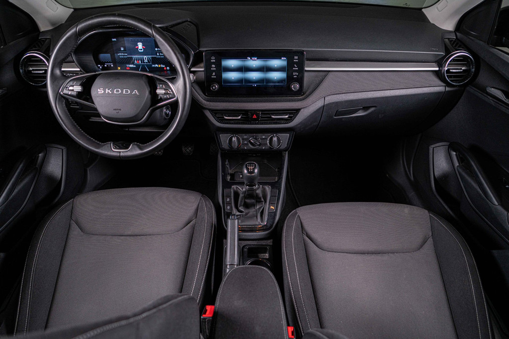 Škoda Fabia 1.0 TSI Business Edition | Achteruitrijcamera | LED 56613118-2.jpg | Autobedrijf van Geel