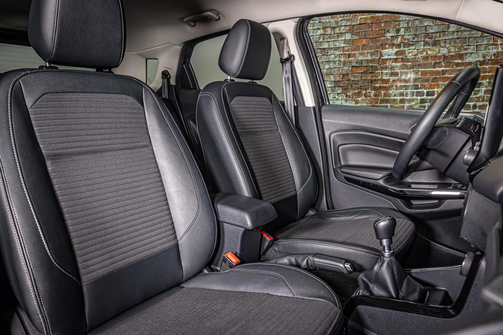 Ford EcoSport 1.0 EcoBoost Titanium I Navi I Stoelverwarming I Rijklaarprijs 56658370-22.jpg | Autobedrijf van Geel
