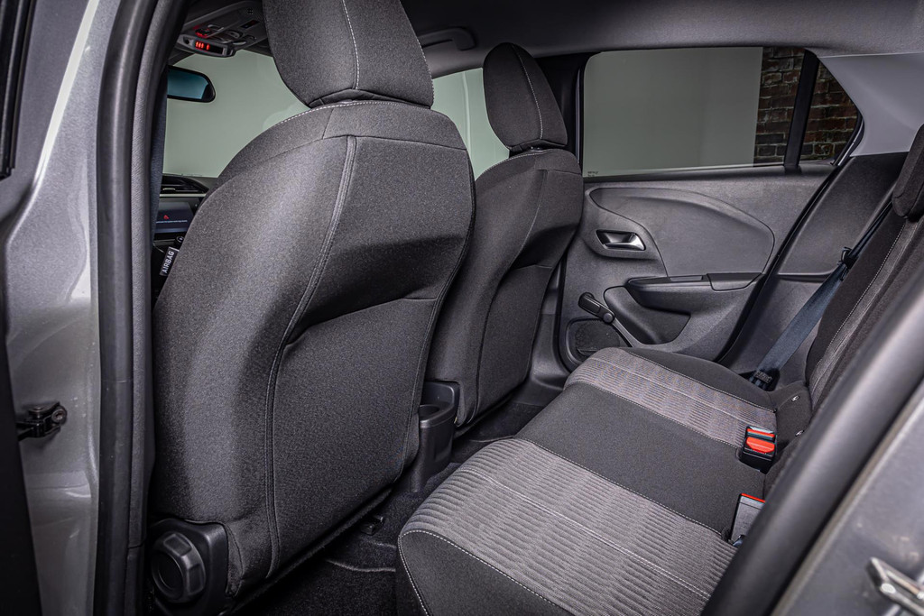 Opel Corsa 1.2 GS Line I Stoel&Stuur verwarming I Cruise controle I Rijklaarprijs 56698807-19.jpg | Autobedrijf van Geel