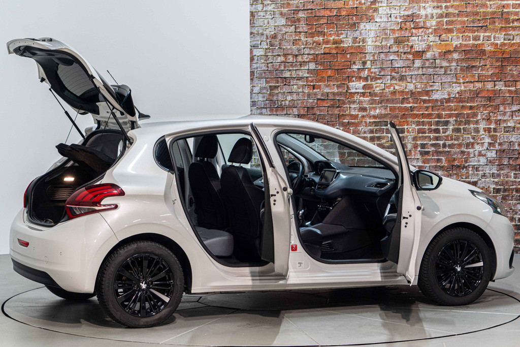 Peugeot 208 1.2 PureTech Allure | Navi | Cruise controle 57083828-14.jpg | Autobedrijf van Geel