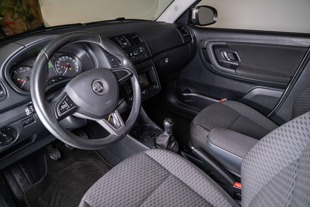 Škoda Fabia 1.2 TSI Drive I Navigatie I Airco 57119805-19.jpg | Autobedrijf van Geel