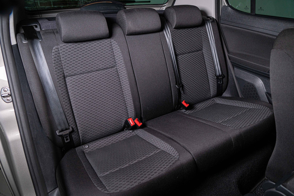 Škoda Fabia 1.2 TSI Drive I Navigatie I Airco 57119805-2.jpg | Autobedrijf van Geel