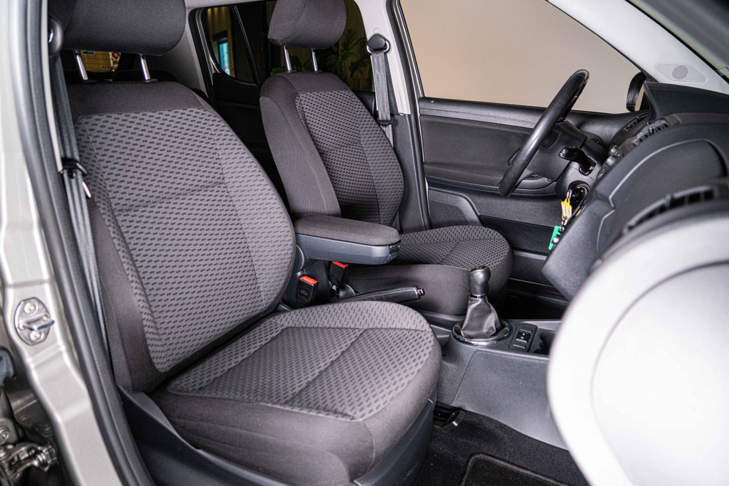 Škoda Fabia 1.2 TSI Drive I Navigatie I Airco 57119805-21.jpg | Autobedrijf van Geel