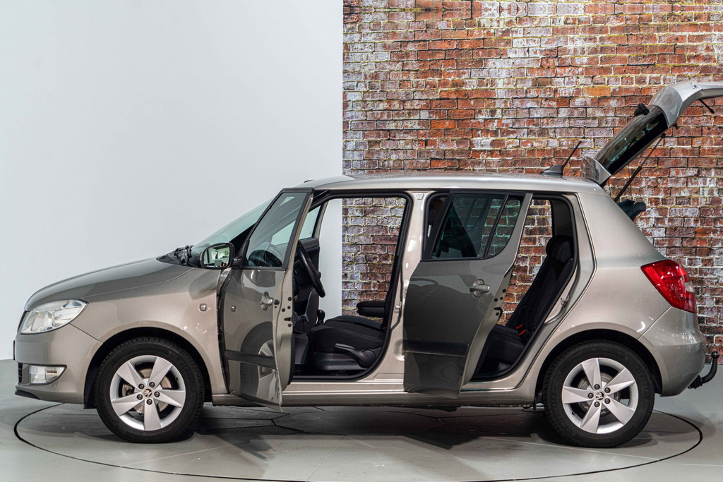 Škoda Fabia 1.2 TSI Drive I Navigatie I Airco 57119805-9.jpg | Autobedrijf van Geel