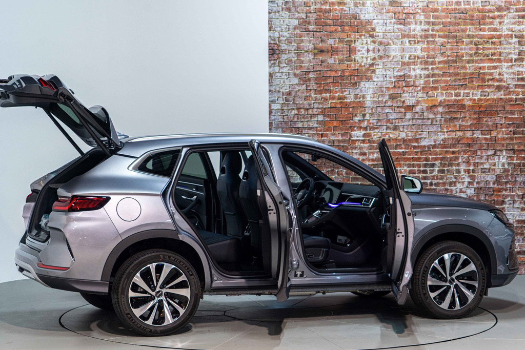 BYD SEAL U 1.5 DM-i FWD Boost | Nieuwe auto | Panorama dak 57546369-15.jpg | Autobedrijf van Geel